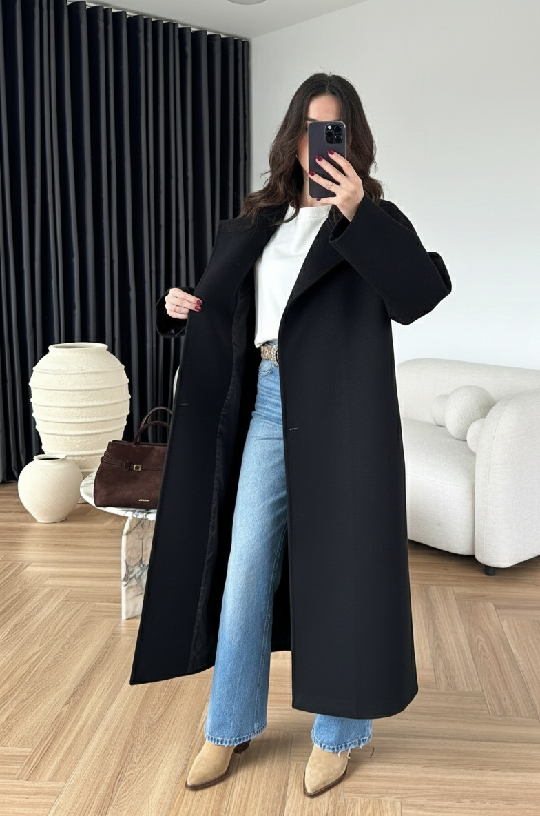 Dik Yakalı Kuşaklı Kaban SİYAH